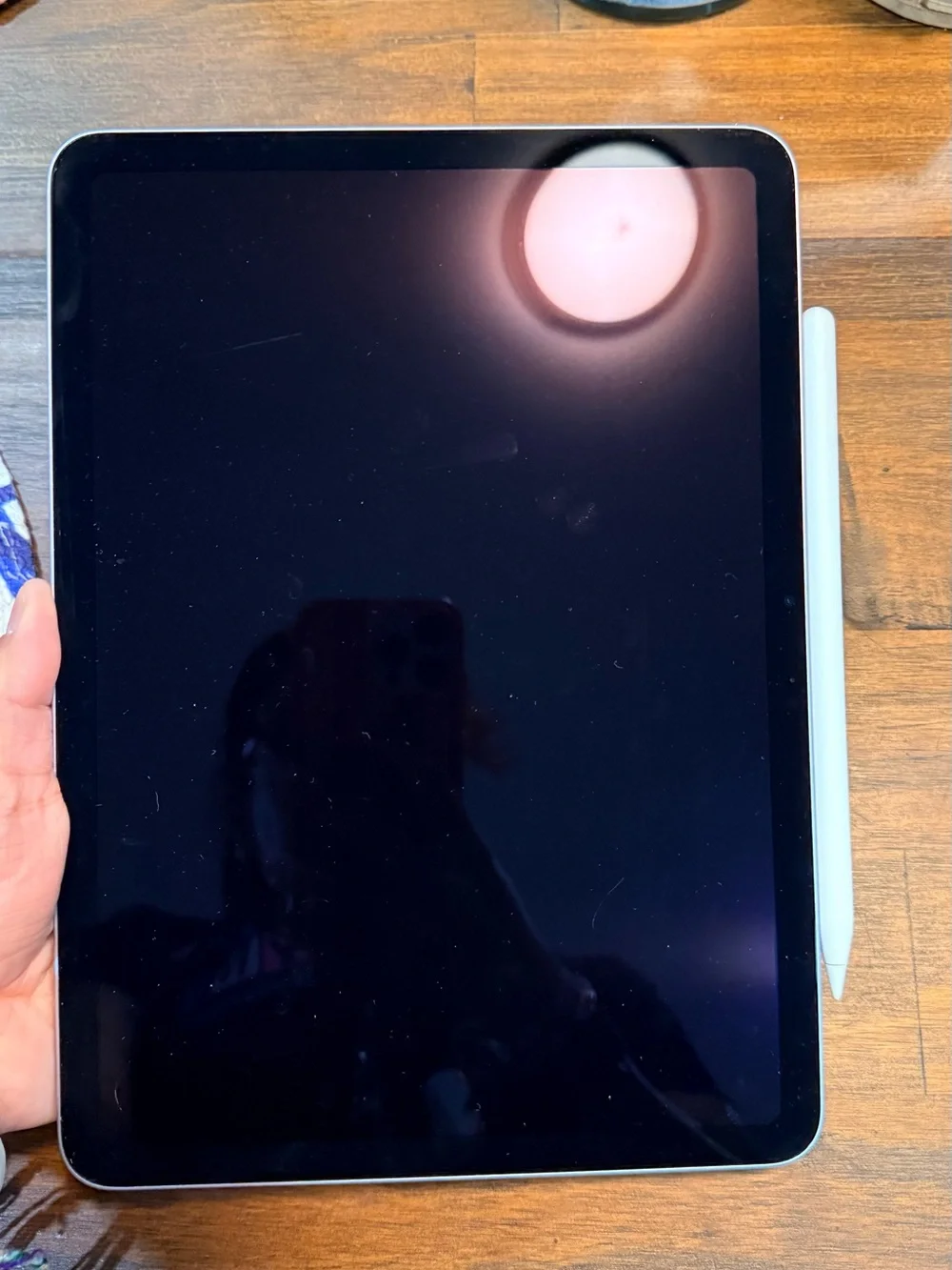 Apple iPad Pro - Silver with White Apple Pencil